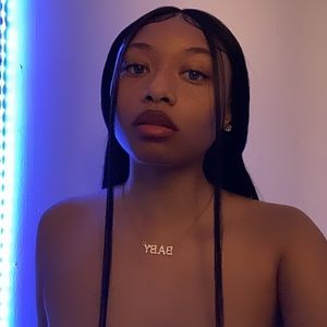 Meet your Posher, Lakita